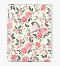 Watercolor floral background with cute bird /2 iPad Case/Skin