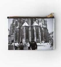 Catedral Studio Pouch