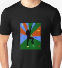 Frau am Bouldern mit vielen Griffen und Tritten Unisex T-Shirt