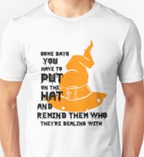 Halloween Witch Shirt - Eines Tages musst du den Hut anziehen Slim Fit T-Shirt