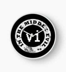 In the middle of evil - vi - t-shirt for hackers Clock