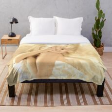 MARILYN MONROE : Vintage Between The Sheets Print Throw Blanket