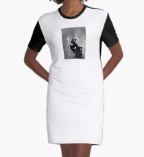Vestido camiseta La fuente del ángel caído