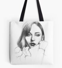 Sophie Turner Tote Bag