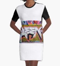Leen Graphic T-Shirt Dress
