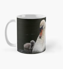 Mute Swan with Cygnet Mug