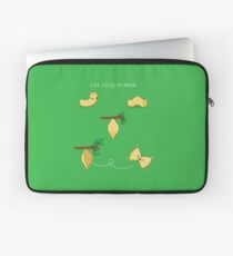 Life cycle of pasta Laptop Sleeve
