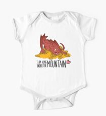 Cute under the mountain One Piece - Short Sleeve