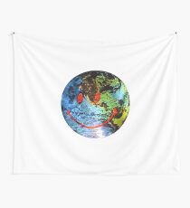 smile globe Wall Tapestry