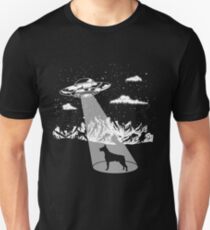 Doberman Pinscher Alien Abduction Dog Funny Gift Unisex T-Shirt