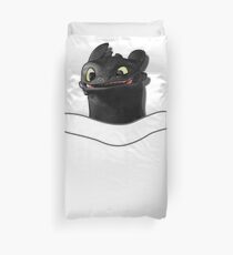 Toothless in your Pocket t shirt Duvet Cover