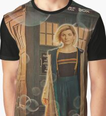 She Wears It Well Graphic T-Shirt