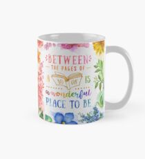 Taza clásica Entre las páginas