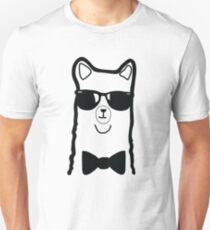 Hipster Alpaca – Face Close Up - Cute Kids Cartoon Character Slim Fit T-Shirt