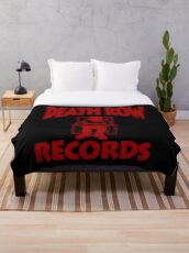 DEATHROWred Throw Blanket