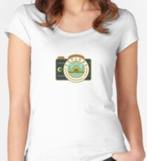 Erkunden Tailliertes Rundhals-Shirt