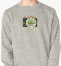 Explore Pullover