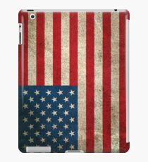 Old and Worn Distressed Vintage Flag of The United States iPad Case/Skin