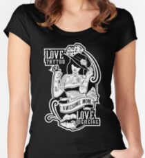 Awesome Mom Women's Fitted Scoop T-Shirt