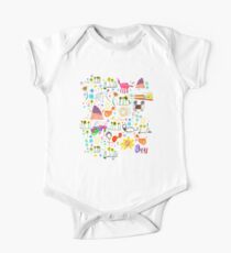 strong feathers pattern Short Sleeve Baby One-Piece