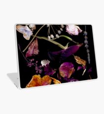 Vampy dunkel gepresste Blumen Laptop Skin