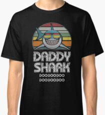 Daddy Shark Retro - For Dark Print Classic T-Shirt