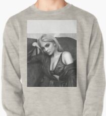 sexy babe Pullover Sweatshirt