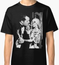 Vincent Price am Set von TWICE TOLD TALES Classic T-Shirt