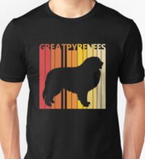 Vintage Retro Great Pyrenees Christmas Gift Unisex T-Shirt