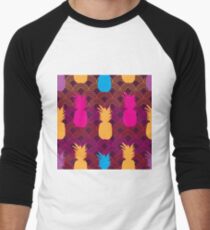 Pineapple Sunset-Fruit Delight. Seamless Repeat Pattern Background in Pink,Yellow,Purple,Blue and Orange. Men's Baseball ¾ T-Shirt