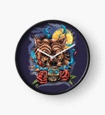 Lobo y calavera Clock
