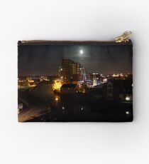 water front Studio Pouch