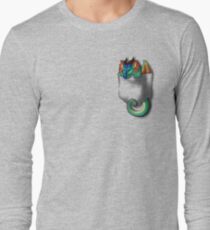 Flügel des Feuers - Pocket Glory Dragon Langarmshirt