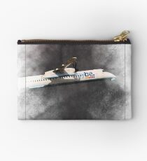Flybe Bombardier Dash 8 Q400 Painting Studio Pouch