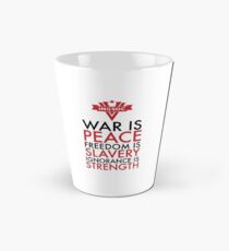 Taza cónica La guerra es paz, la libertad es esclavitud, la ignorancia es fuerza
