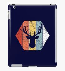 Vintage Deer Hunting Shirt Funny Hunting Retro 80s Style iPad Case/Skin