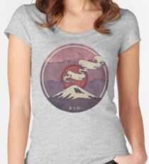 Fuji Tailliertes Rundhals-Shirt