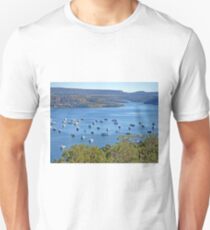 Houseboats on Navajo Lake, New Mexico, USA Unisex T-Shirt