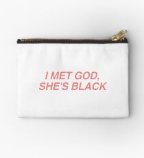Ich habe Gott getroffen, sie ist schwarz. Studio Clutch