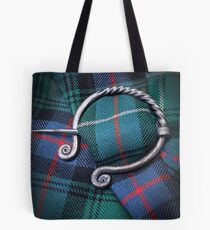 'Chlainn Domhnall' Tote Bag