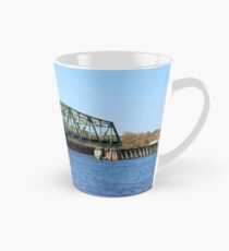 Schwingenbrücke geöffnet Tasse (konisch)