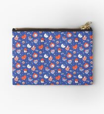 BT21 Lass es schneien Studio Clutch