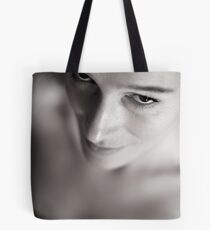 Into her eyes Tote Bag