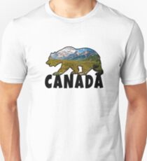 Canada bear with landscape / gift North America Unisex T-Shirt