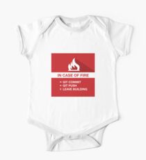 Emergency - Git, Commit & Leave One Piece - Short Sleeve