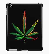 Verrückte Marihuana-Blätter iPad-Hülle & Klebefolie