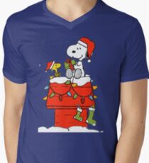 Snoopy Christmas Men's V-Neck T-Shirt