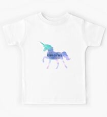 Sei ein Einhorn in einem Feld von Pferden Kinder T-Shirt