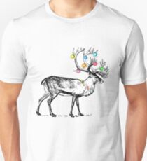 Christmas decorated deer Unisex T-Shirt