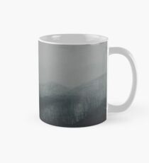 Wertvolle Zeit // Stimmungsvoller Druck, frostige Waldfotografie Tasse (Standard)